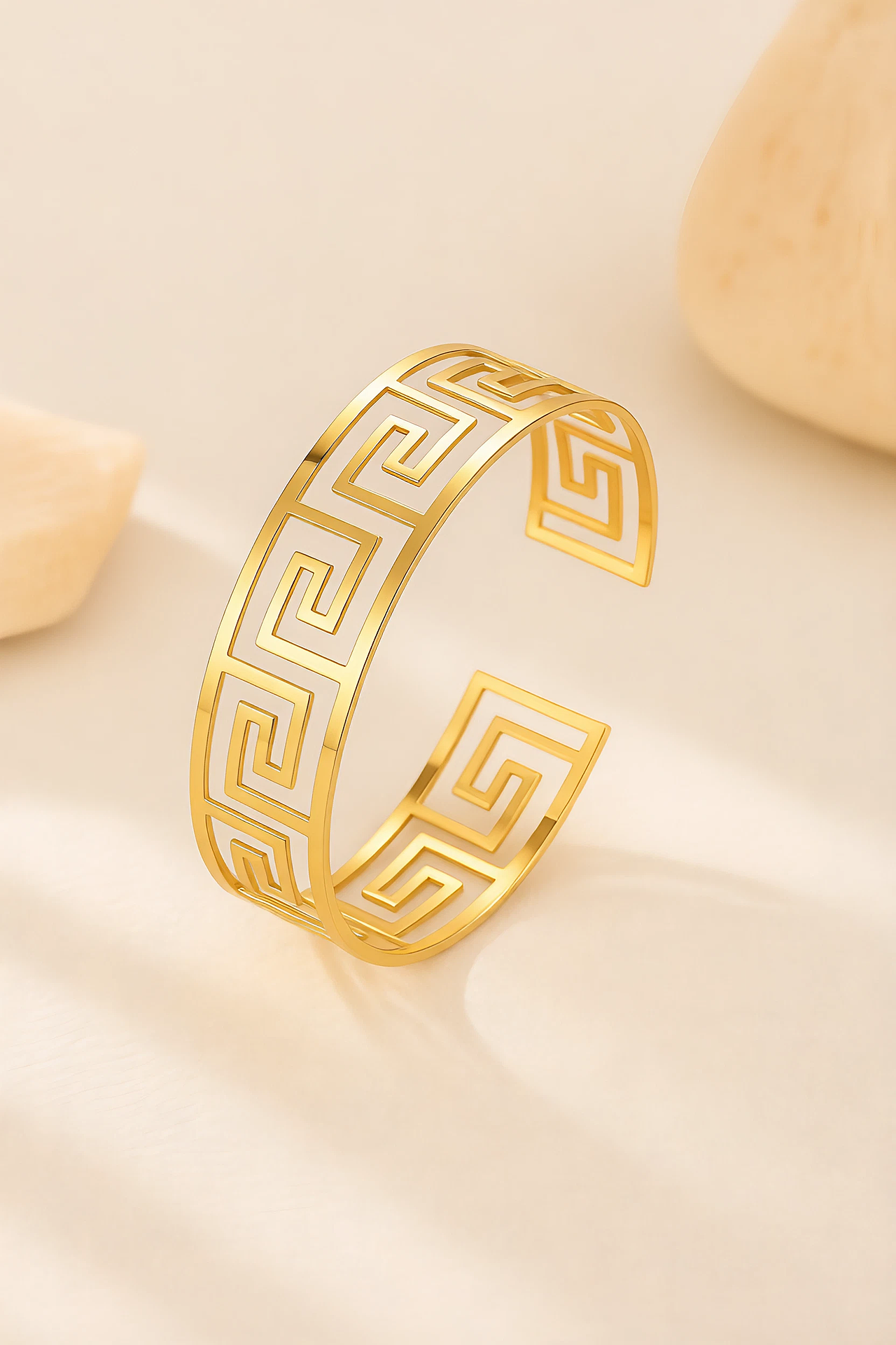 饰品精修丨AI丨耳环丨项链丨臂环丨跨境电商丨麦图摄影（图ZMzk3MTI0NTEy） - 产品摄影 - 站酷设计师麦图商业摄影原创素材 - 站酷ZCOOL