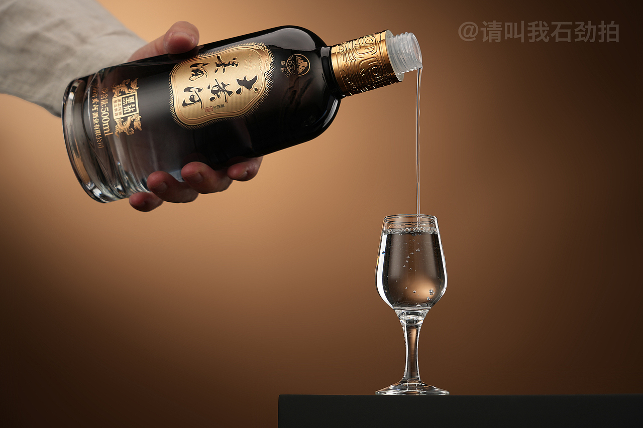 仰韶·大黄河美酒｜产品实拍案例（图ZMzk3MTM3MDg4） - 产品摄影 - 站酷设计师请叫我石劲拍原创素材 - 站酷ZCOOL