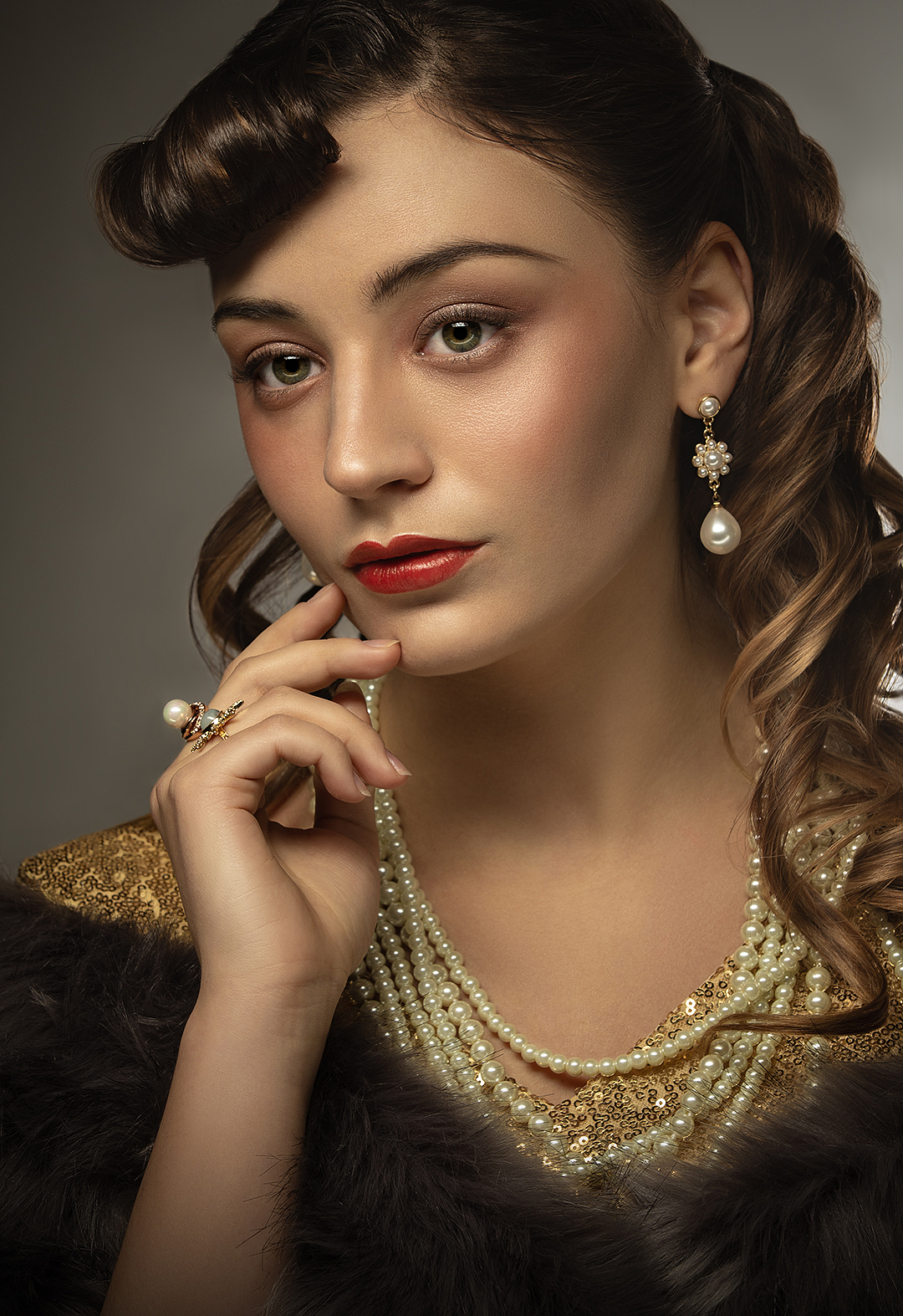 欧美古典美女妆照