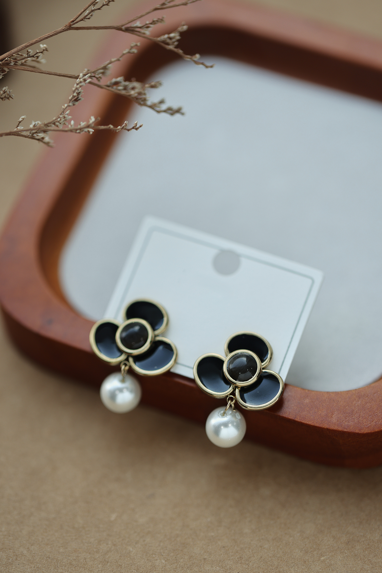 产品拍摄丨中古风饰品丨珠宝首饰丨手镯丨耳钉