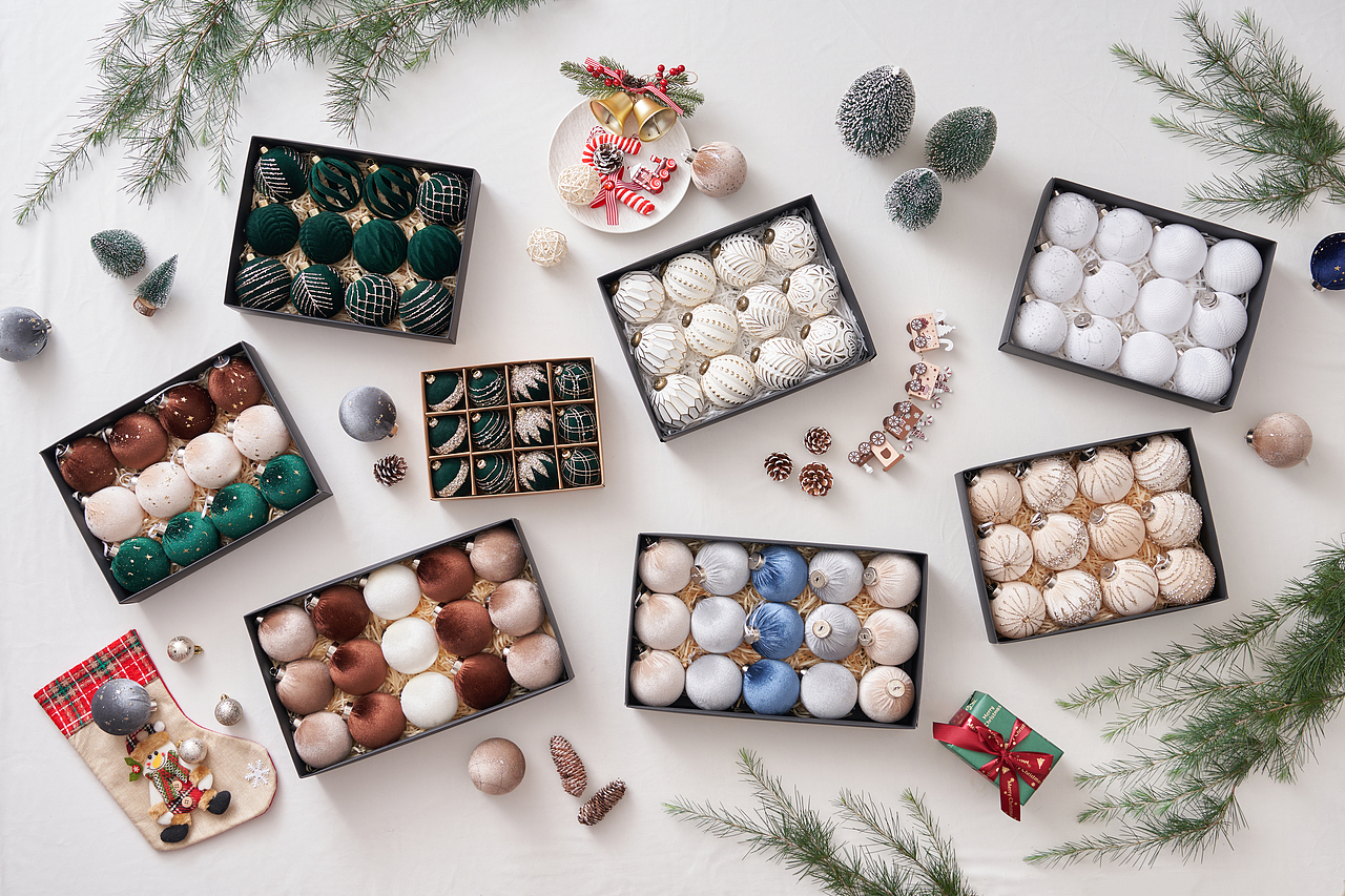 圣诞球（图ZMzk3MTc4NTEy） - 产品摄影 - 站酷设计师捕风摄影工作室原创素材 - 站酷ZCOOL