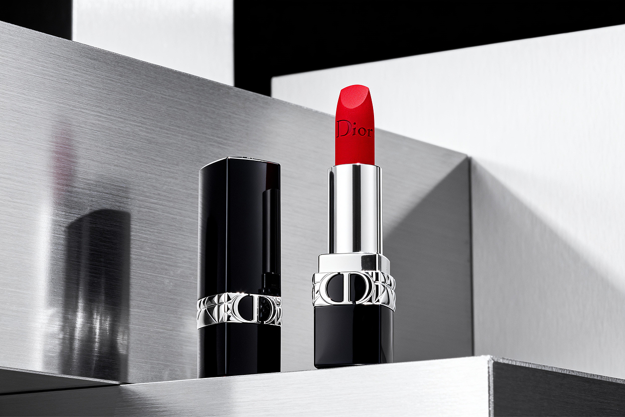 Dior 口红 I 节日/布料/情人节/创意Ai场景出图（图ZMzk3MTg4NjY0） - 产品 - 站酷设计师沐风keyshot原创素材 - 站酷ZCOOL