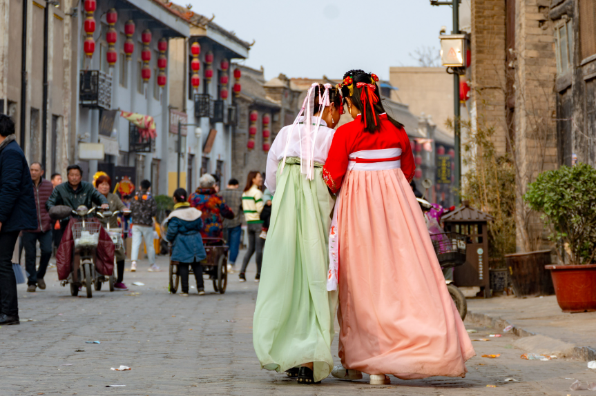汉服就是汉朝的服装吗？【中国设计史23回】-设计史太浓（图ZMTUyMzY4NTI=） - 资讯 - 站酷设计师远麦刘斌原创素材 - 站酷ZCOOL