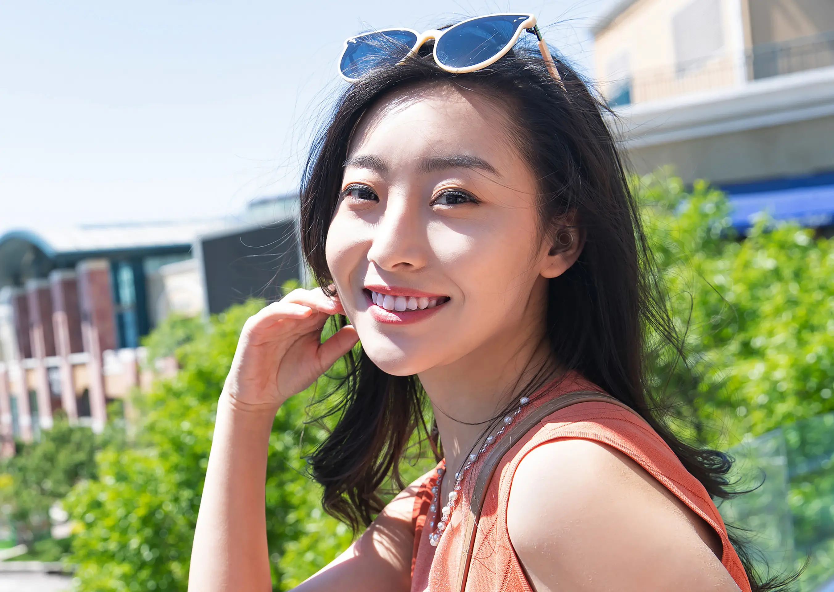 别看它小!5.4g小身板藏Hi-Fi!览邦LaiPods Pro+:音质与降噪吊媲美千元机