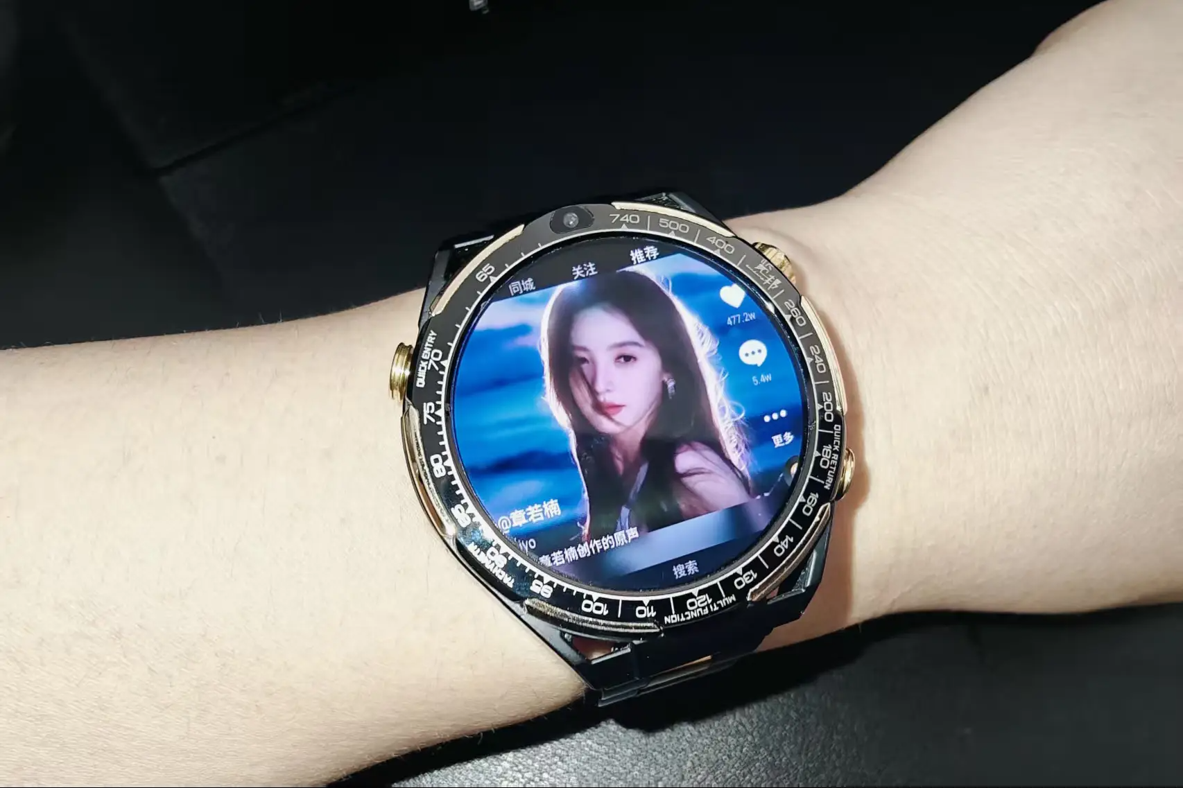 能聊天、像真人！览邦Watch Ultra：脱离手机也能微信/导航/支付，腕上小手机来了