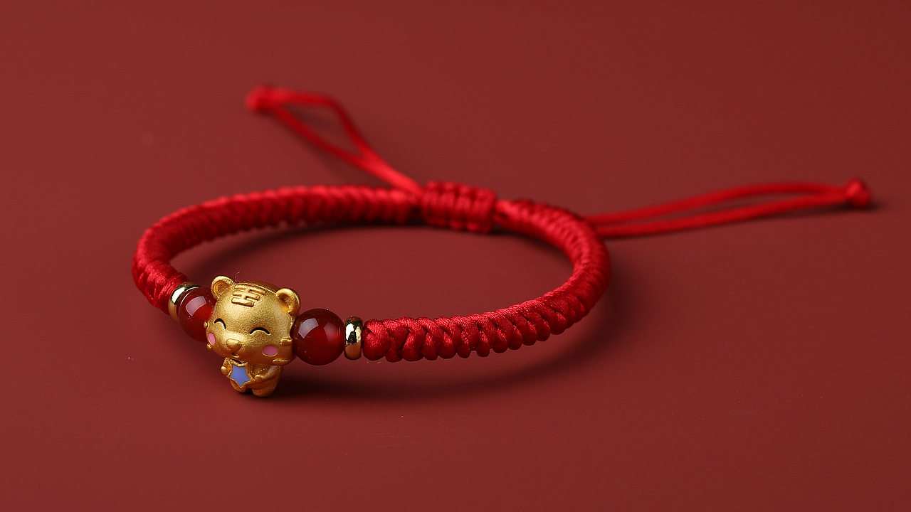 红绳手链拍摄效果展示