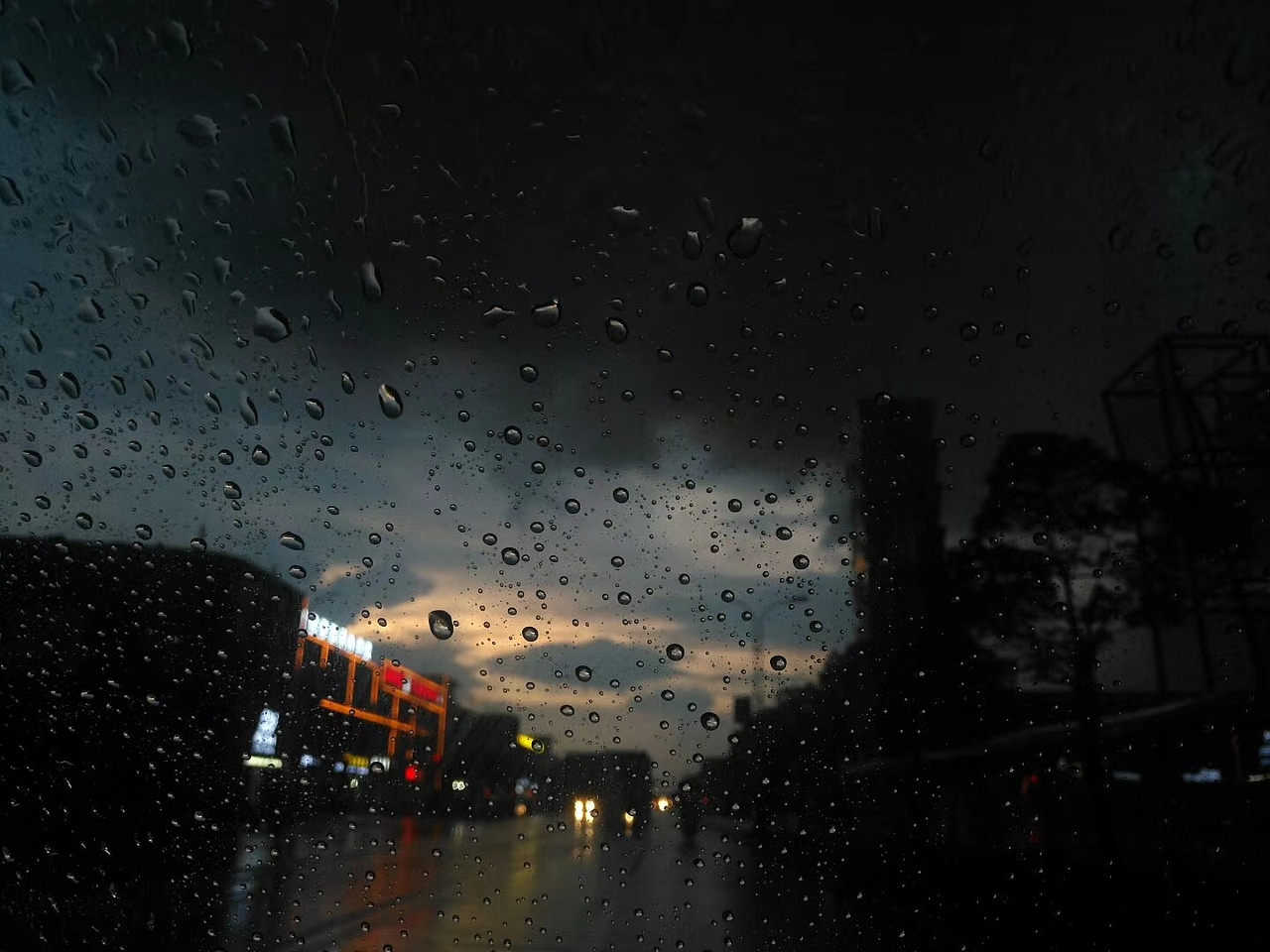 雨（图ZMzk3MjQ1MDQ4） - 风光摄影 - 站酷设计师发热喝柴胡原创素材 - 站酷ZCOOL