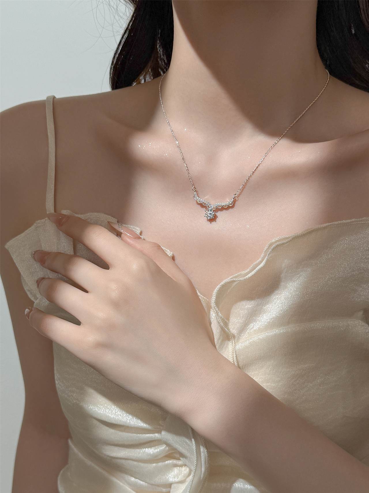 网感首饰丨ins丨手机片丨麦图摄影丨模特图丨项链饰品