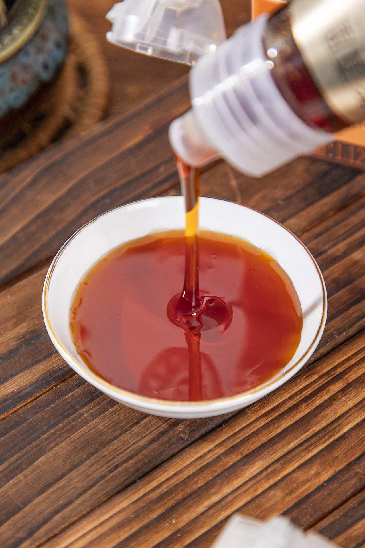 有间|老滇凰枇杷秋梨蜜膏