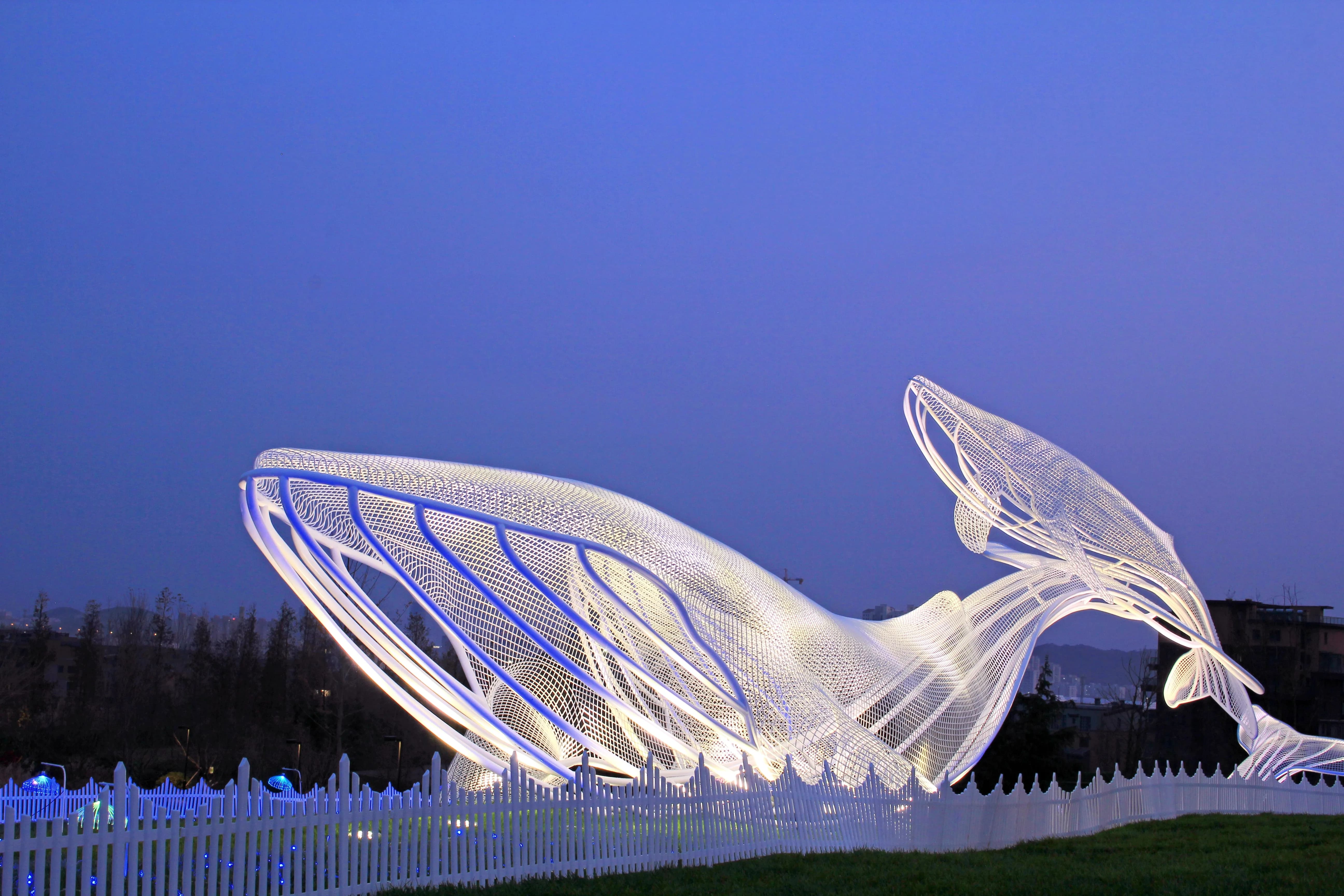 重塑未来空间叙事：2025年度全球互动装置设计机构综合研究（图ZMTUyMzkxNjg=） - 观点 - 站酷设计师华创商业创意原创素材 - 站酷ZCOOL