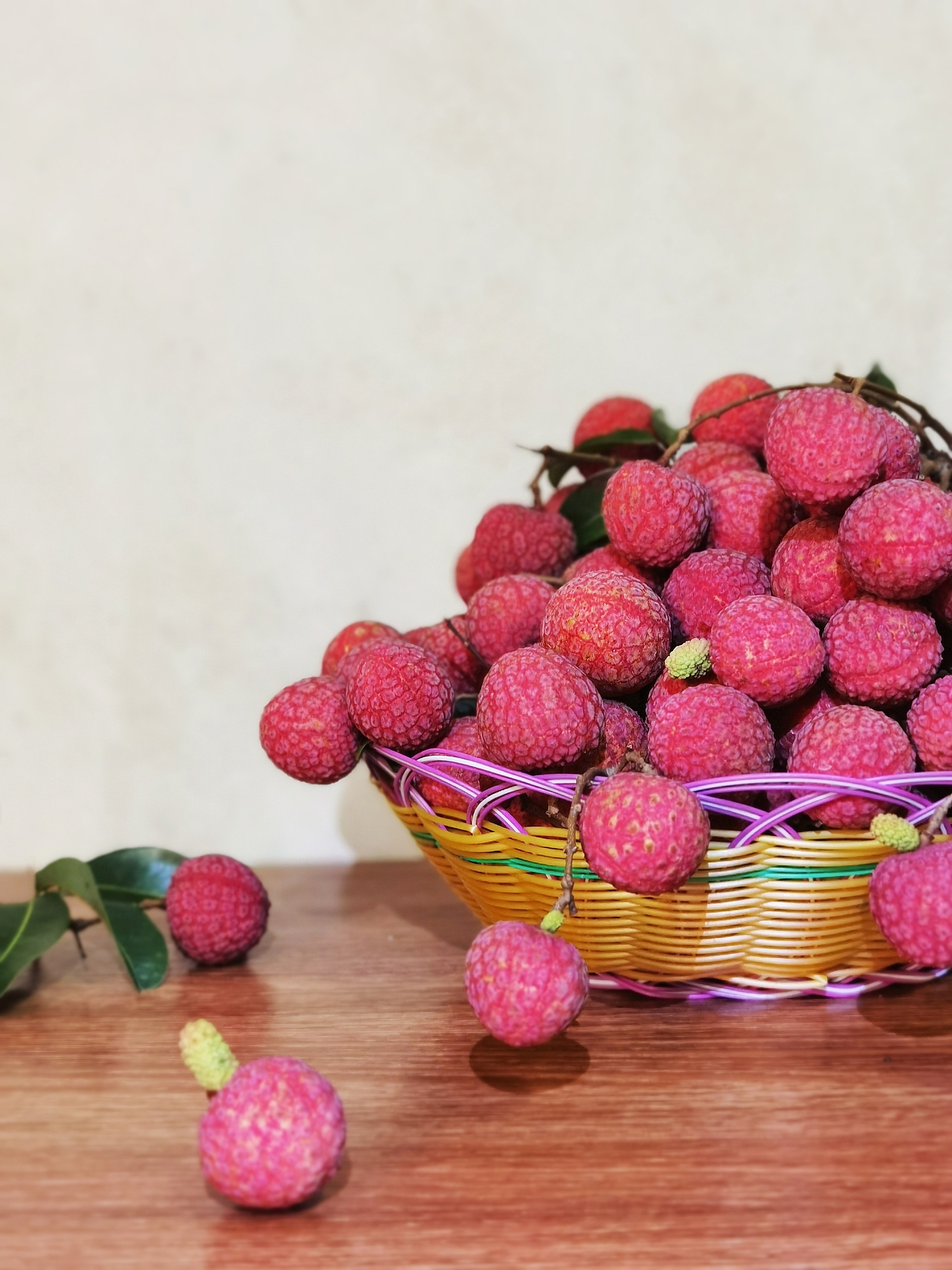 荔枝（图ZMzk3MzQ2MTg0） - 美食摄影 - 站酷设计师爱拍照的小喵原创素材 - 站酷ZCOOL