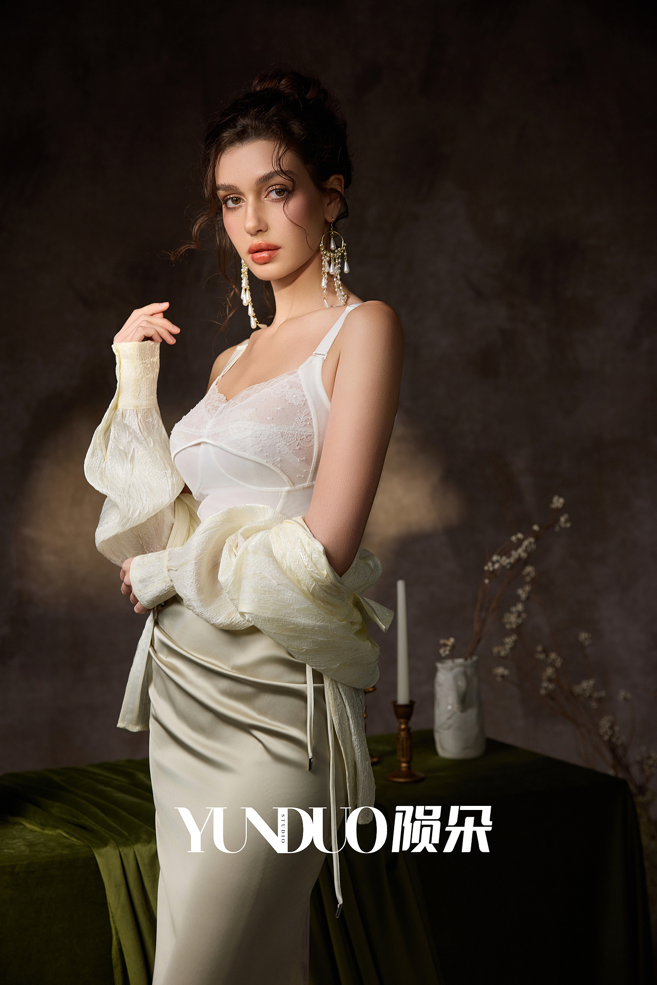 法式内衣拍摄 油画风格拍摄 电商内衣拍摄 内衣拍摄（图ZMzk3Mzc5NzA0） - 产品摄影 - 站酷设计师陨朵商拍刘大奇原创素材 - 站酷ZCOOL