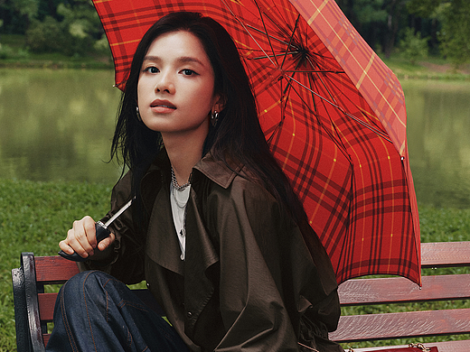 BURBERRY 吴磊、张婧仪