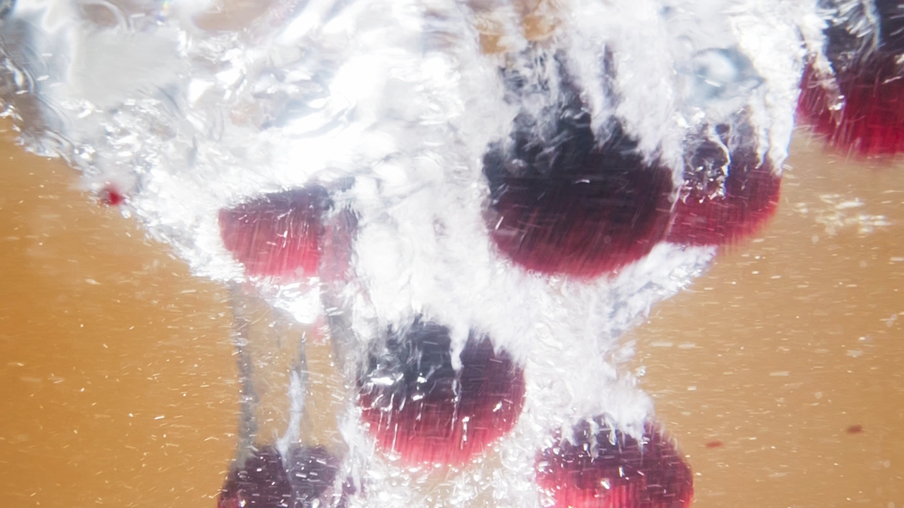 版纳雨林——酸角汁杨梅汁（图ZMzk3NDA4MDA4） - 产品摄影 - 站酷设计师尤咖特拍原创素材 - 站酷ZCOOL