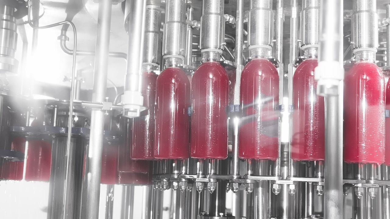 版纳雨林——酸角汁杨梅汁（图ZMzk3NDA4MDIw） - 产品摄影 - 站酷设计师尤咖特拍原创素材 - 站酷ZCOOL