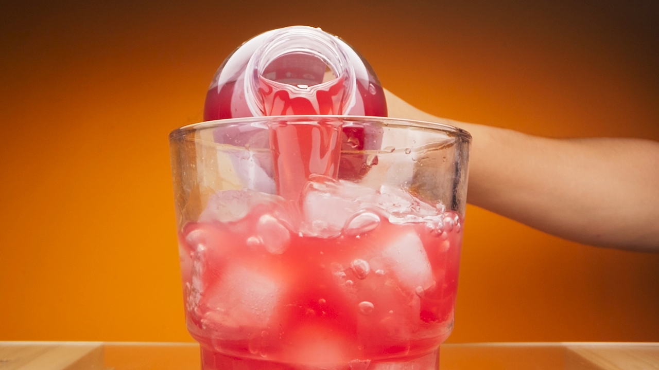 版纳雨林——酸角汁杨梅汁（图ZMzk3NDA4MDE2） - 产品摄影 - 站酷设计师尤咖特拍原创素材 - 站酷ZCOOL