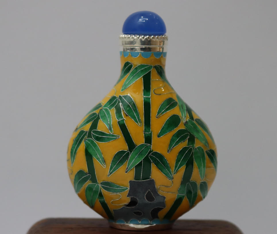 富貴雙魚鼻煙壺（圖ZMzk3NDk0NzUy） - 工藝品設(shè)計(jì) - 站酷設(shè)計(jì)師墨行者原創(chuàng)素材 - 站酷ZCOOL