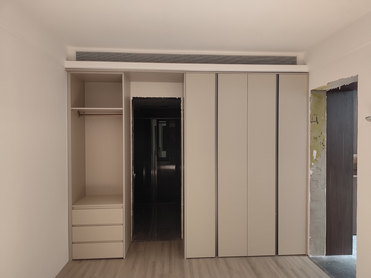 燕郊大平层156平，超大客厅。