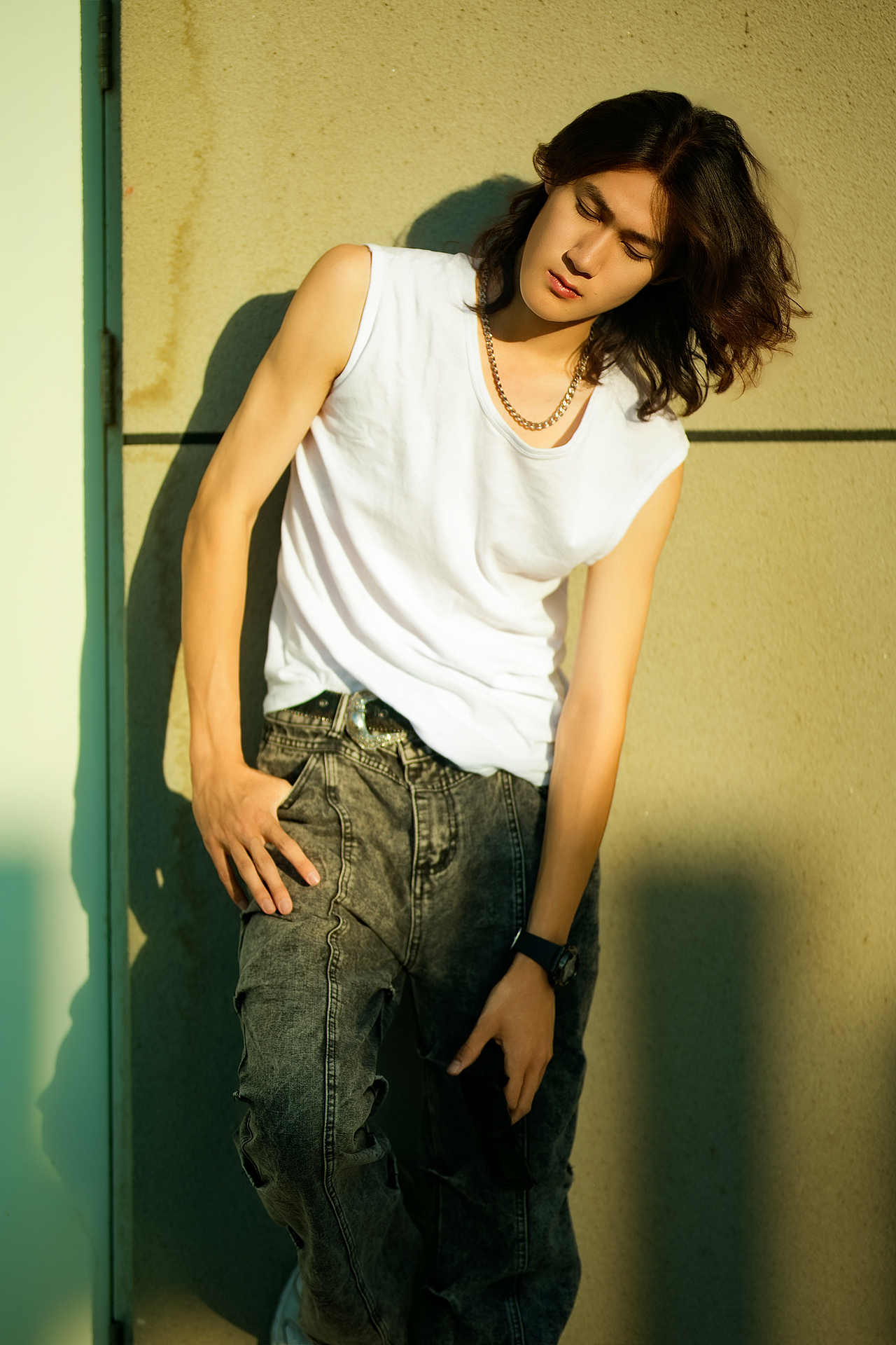 独守孤城/男模情绪感摄影写真及视频