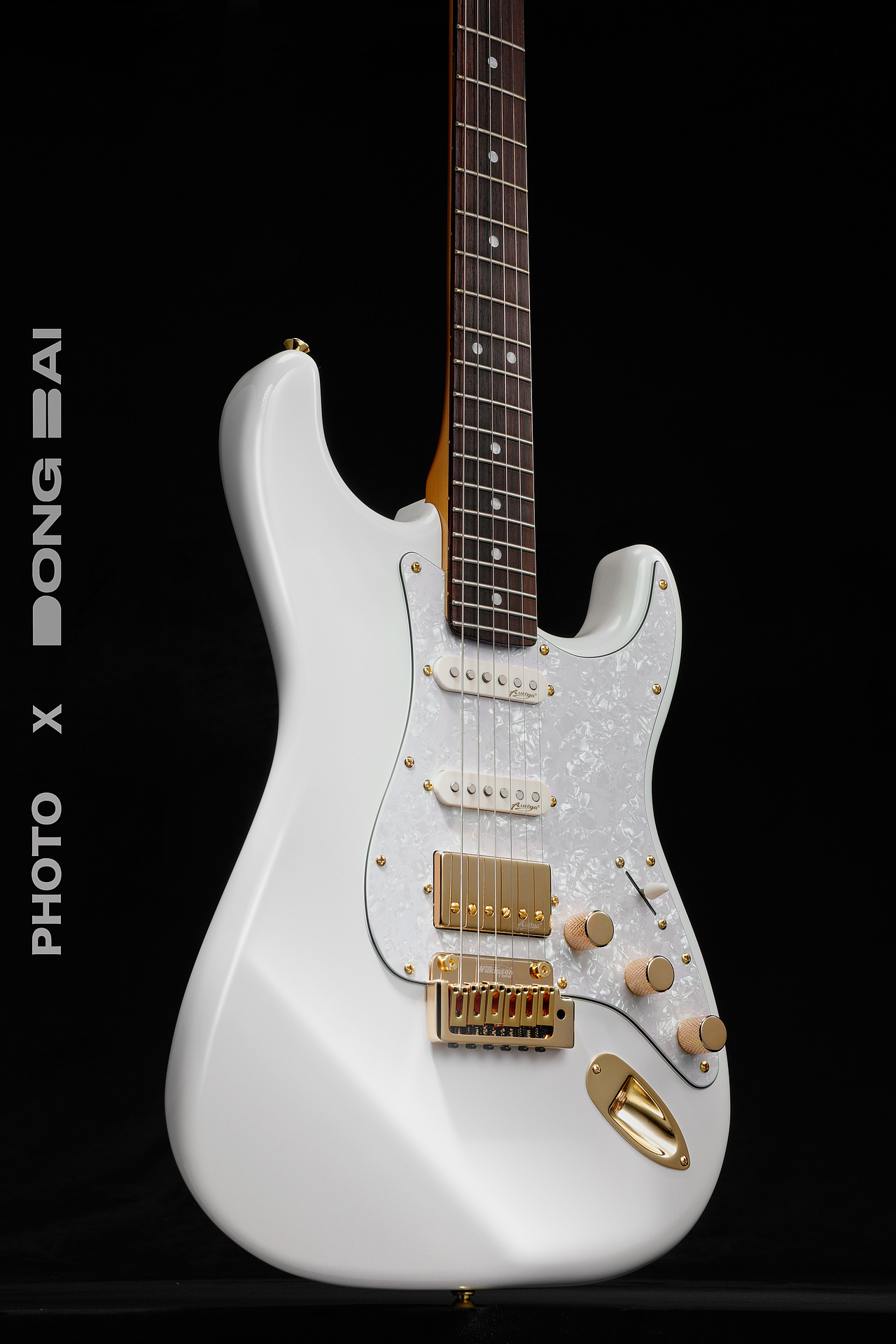 电吉他黑背景拍摄案例（图ZMzk3NTg0ODE2） - 产品摄影 - 站酷设计师DongBai东白文化原创素材 - 站酷ZCOOL