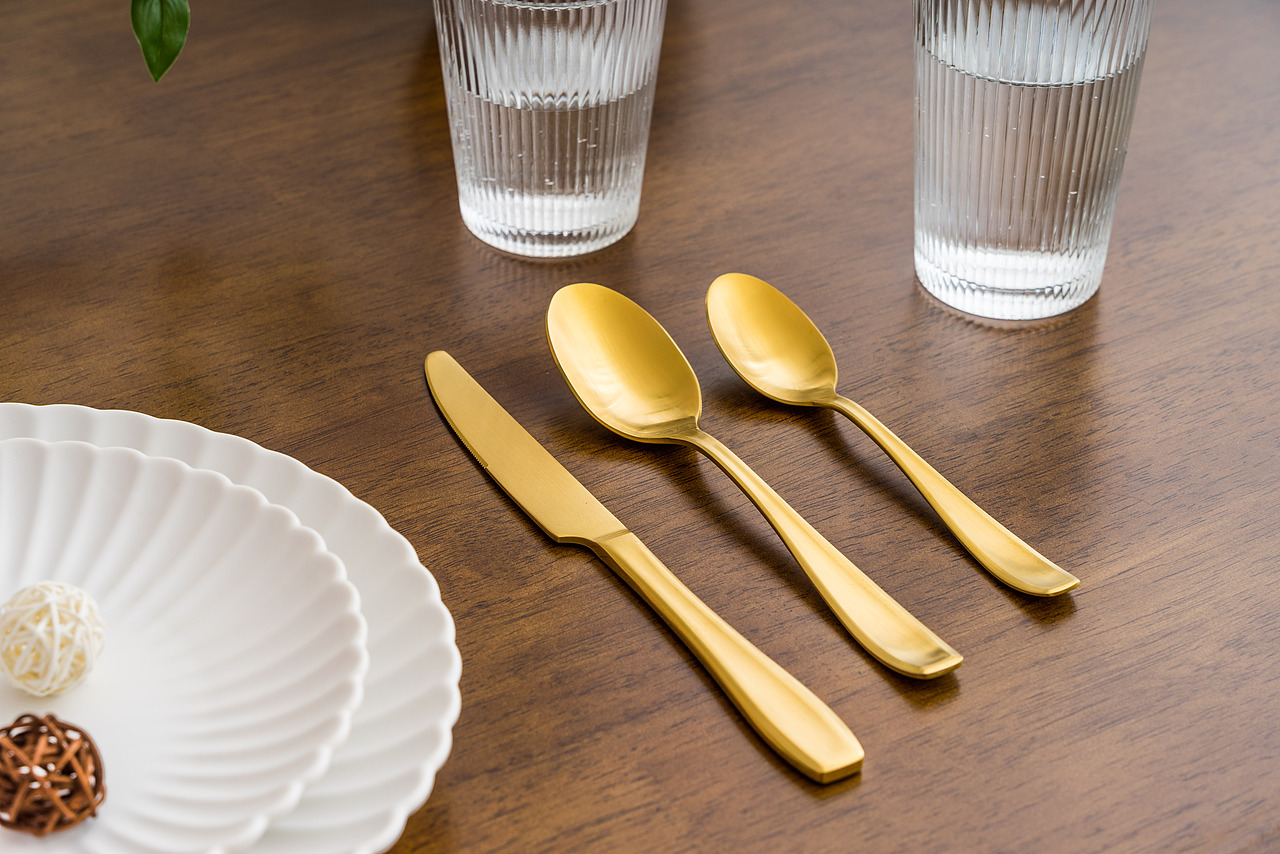 《你爱谁》| 刀叉勺套装 | 不锈钢餐具