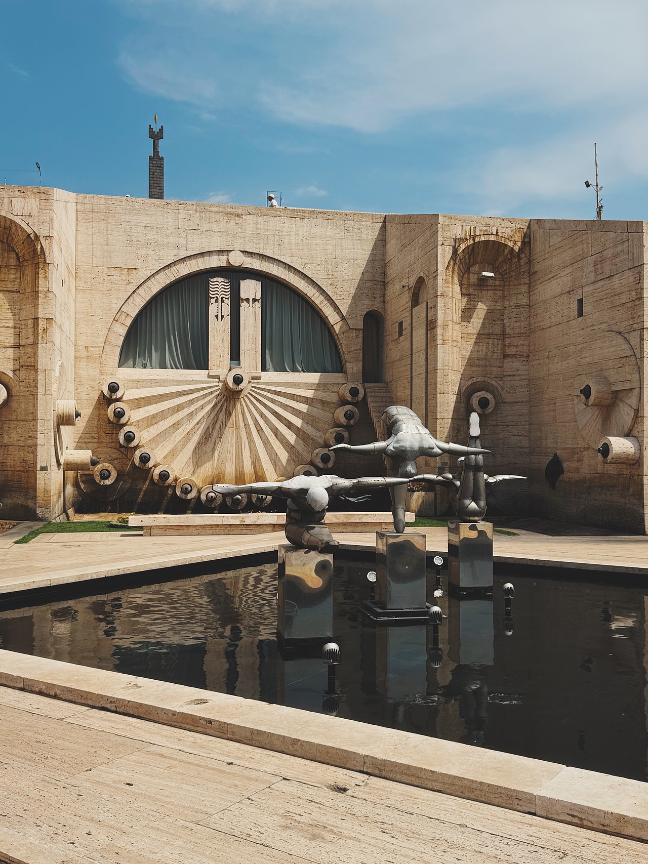 格鲁吉亚，亚美尼亚