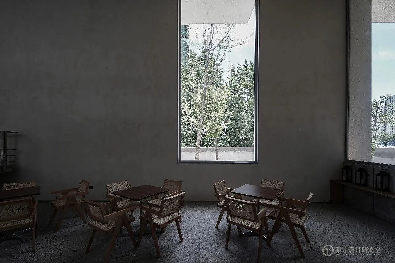 豫达美术馆加油站