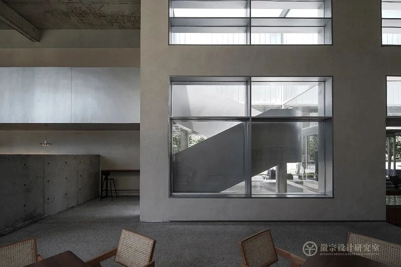 豫达美术馆加油站