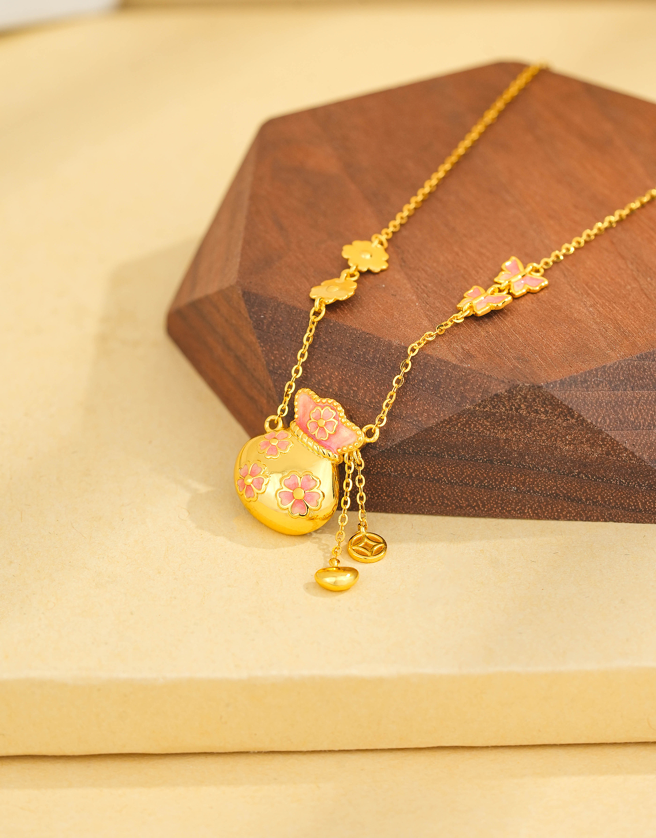 珠宝场景调色4（图ZMzk3NzYxNzI4） - 其他平面 - 站酷设计师苏洛曦原创素材 - 站酷ZCOOL