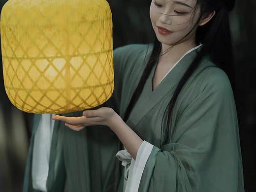 秋天汉服少女