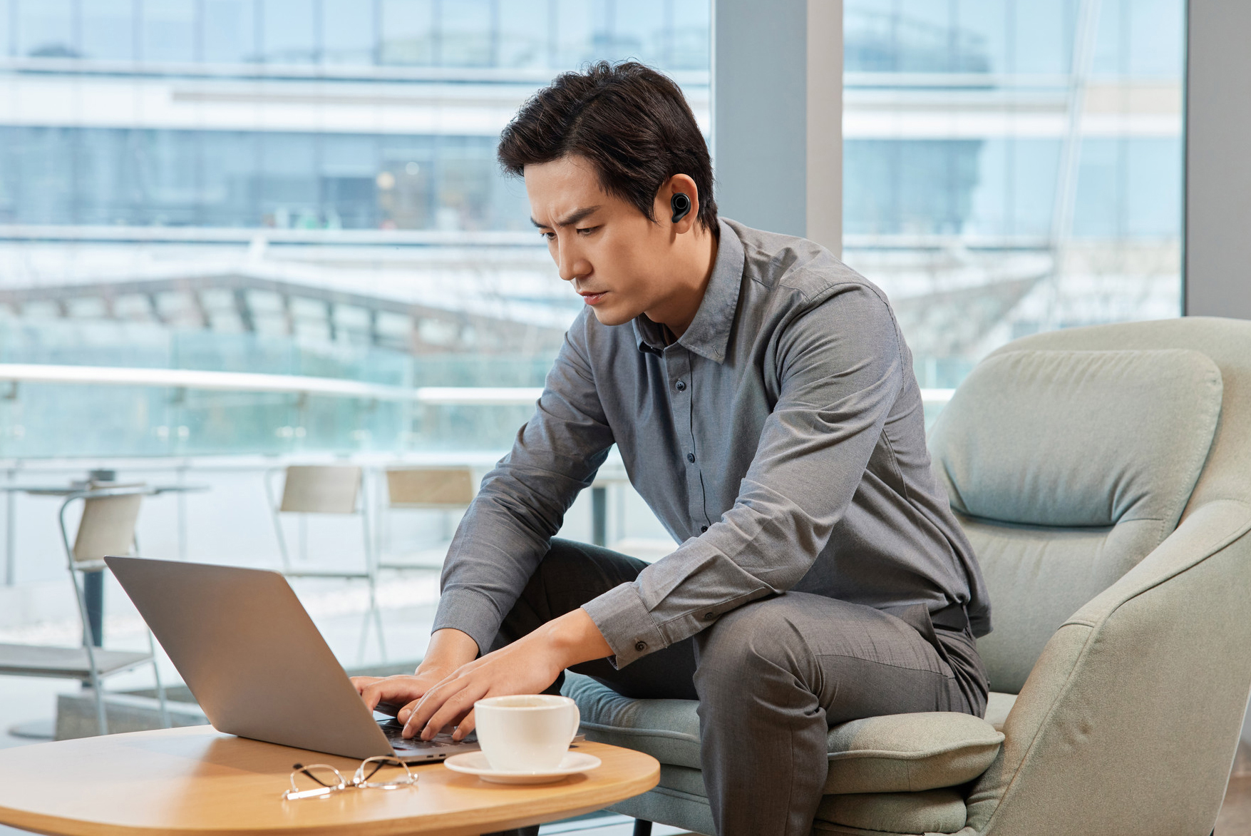 以前耳机戴1小时就酸？览邦LaiPods Pro+5.4g无感佩戴，听歌像在音乐厅，同事问爆链接（图ZMTUyNDk5NDQ=） - 资讯 - 站酷设计师来这个世界看看原创素材 - 站酷ZCOOL