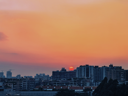 落日与晚霞