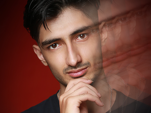 棚拍单色背景暗角（个人主页-ZNzI2Njc4MDA=） - 人像摄影 - 站酷设计师阿树Image原创素材 - 站酷ZCOOL