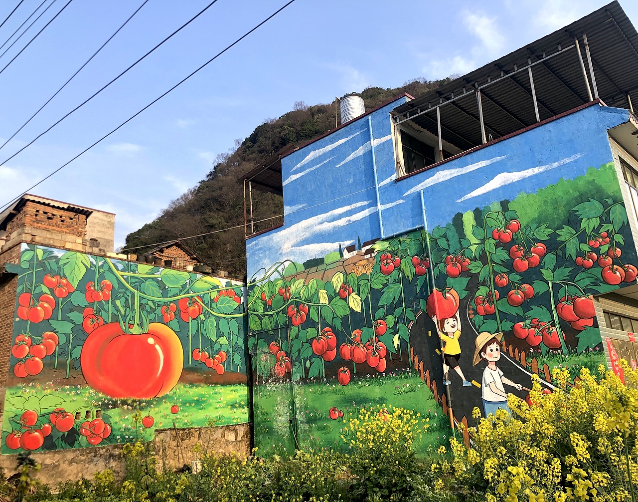 最后一幅是小时候的记忆 雨后村庄 墙绘壁画美丽乡村
