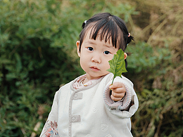 雨后田埂上的小精灵