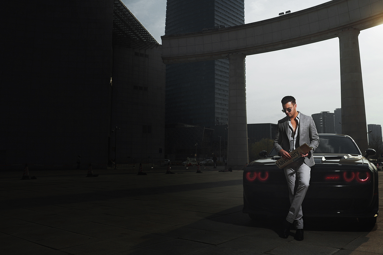 外景肌肉车逆光（图ZMzk3ODMxMzg0） - 人像摄影 - 站酷设计师阿树Image原创素材 - 站酷ZCOOL