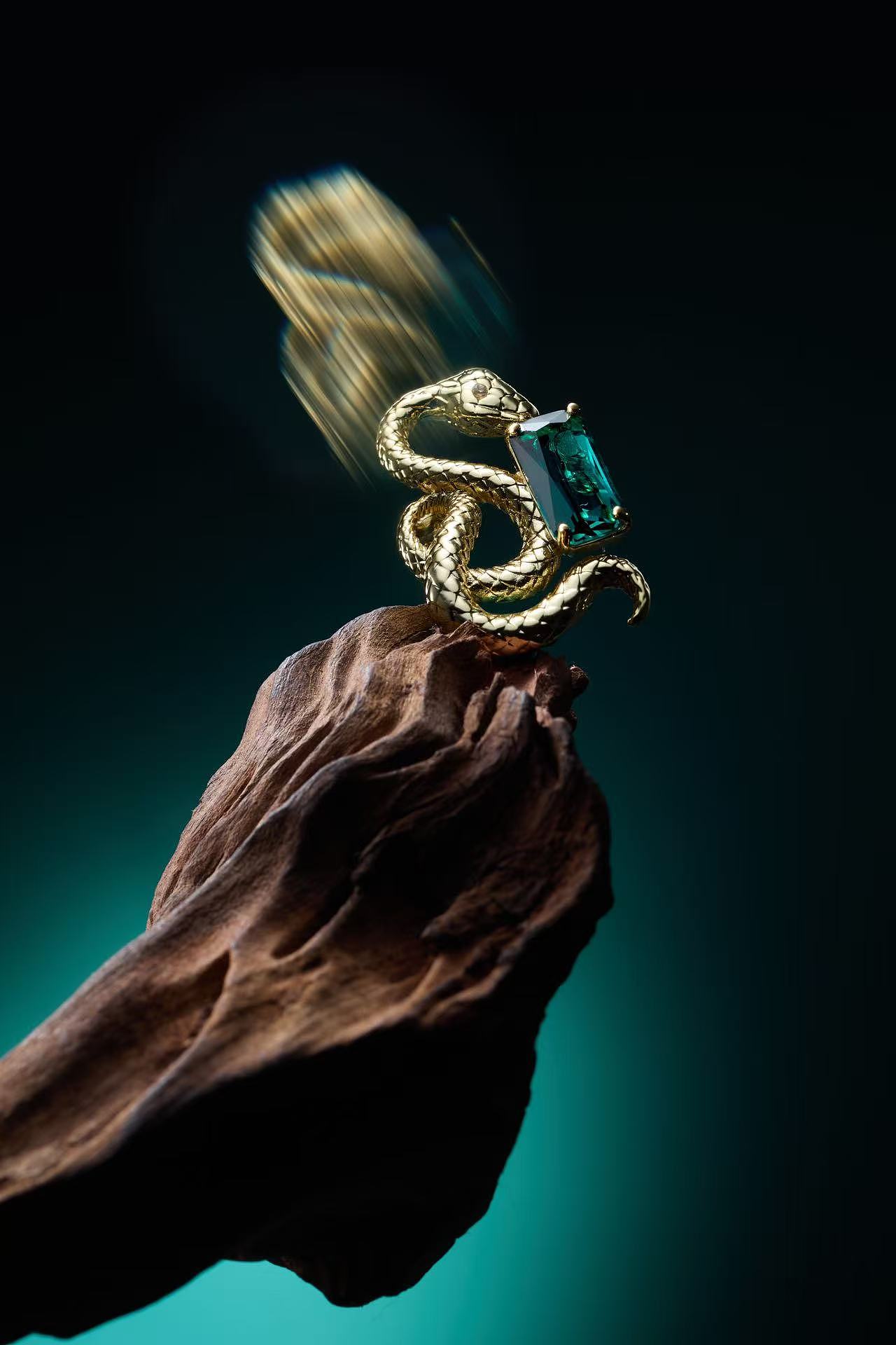 珠宝年框创意拍摄（图ZMzk3ODYxNTYw） - 产品摄影 - 站酷设计师管君廷原创素材 - 站酷ZCOOL