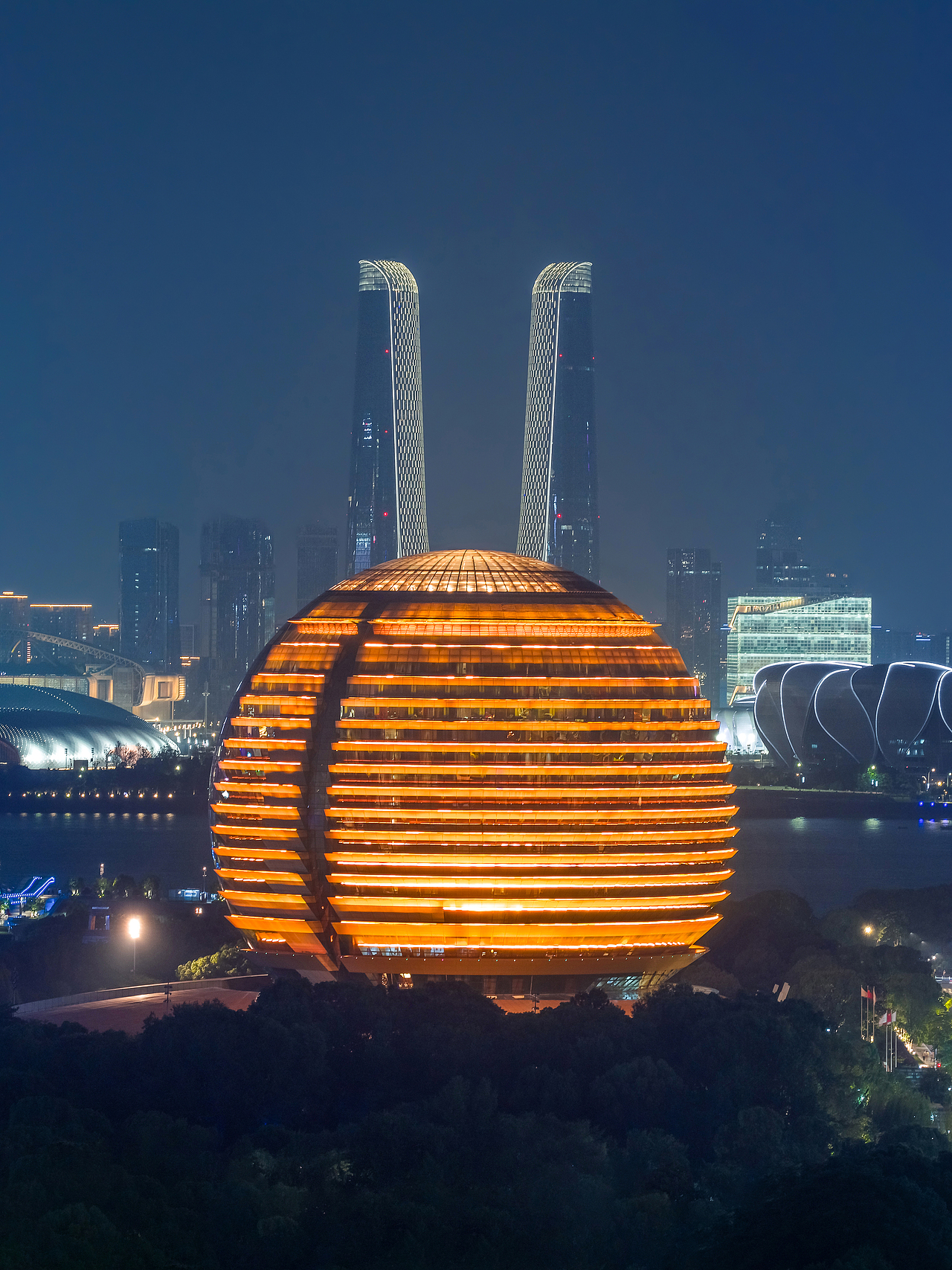 杭州竖屏夜景（图ZMzk3ODg0MDE2） - 风光摄影 - 站酷设计师沐夜muye原创素材 - 站酷ZCOOL