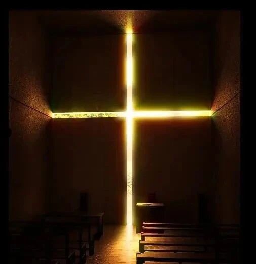 设计的本质：一场能量与哲学的共振之旅