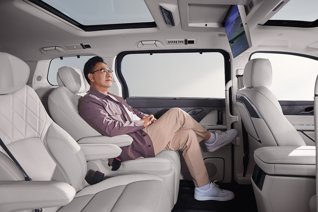 人像精修@魏牌新能源｜姜武（图ZMzk3OTM1ODI4） - 修图/后期 - 站酷设计师简希修图工作室原创素材 - 站酷ZCOOL