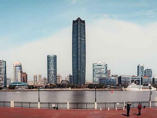 域 净