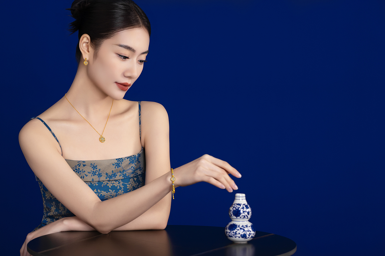 “周大生”国家宝藏- 青花瓷系列