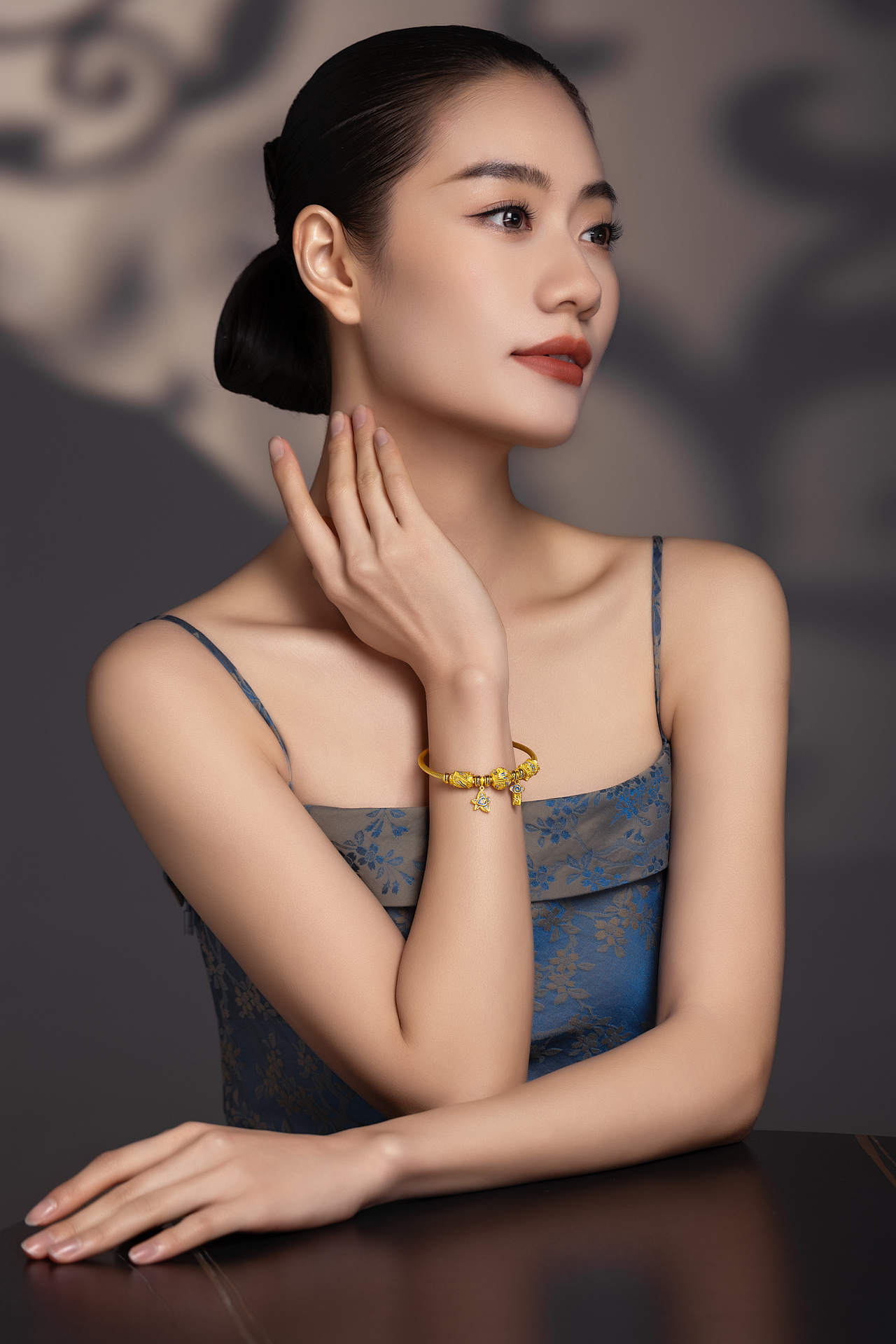 “周大生”国家宝藏- 青花瓷系列