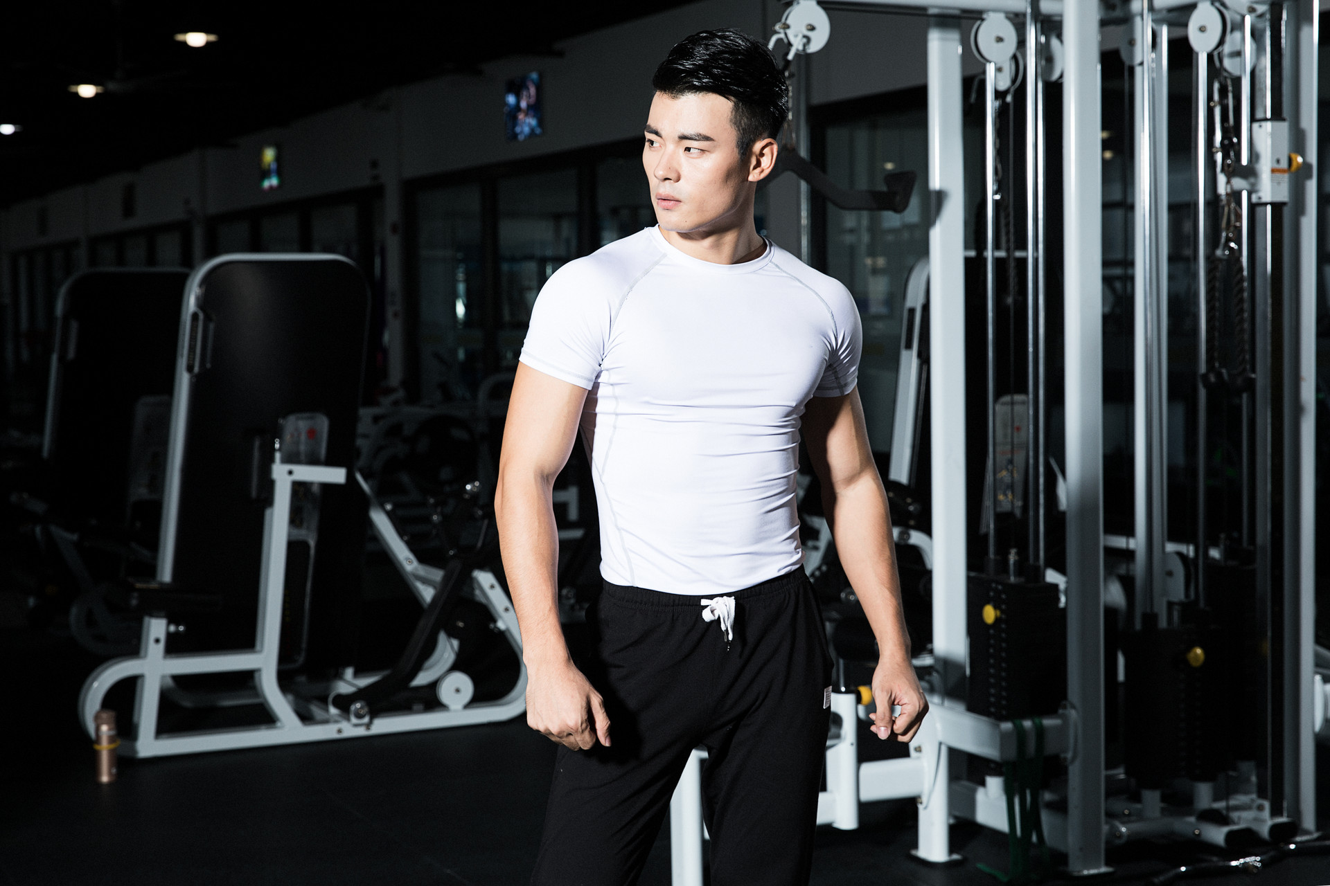 大油田油光+轻熟纹显老？览邦套装一步搞定，去油抗皱不踩雷！