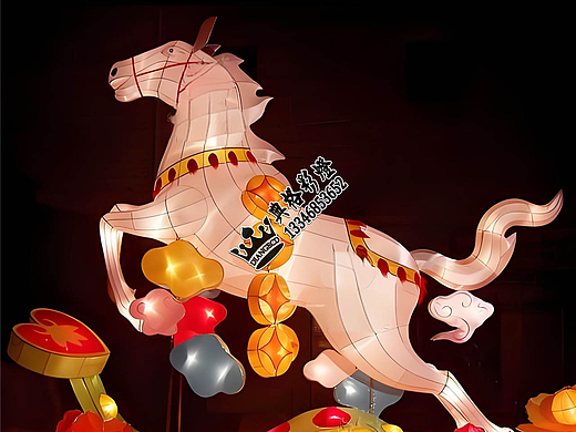 2026年马年彩灯，马年彩车