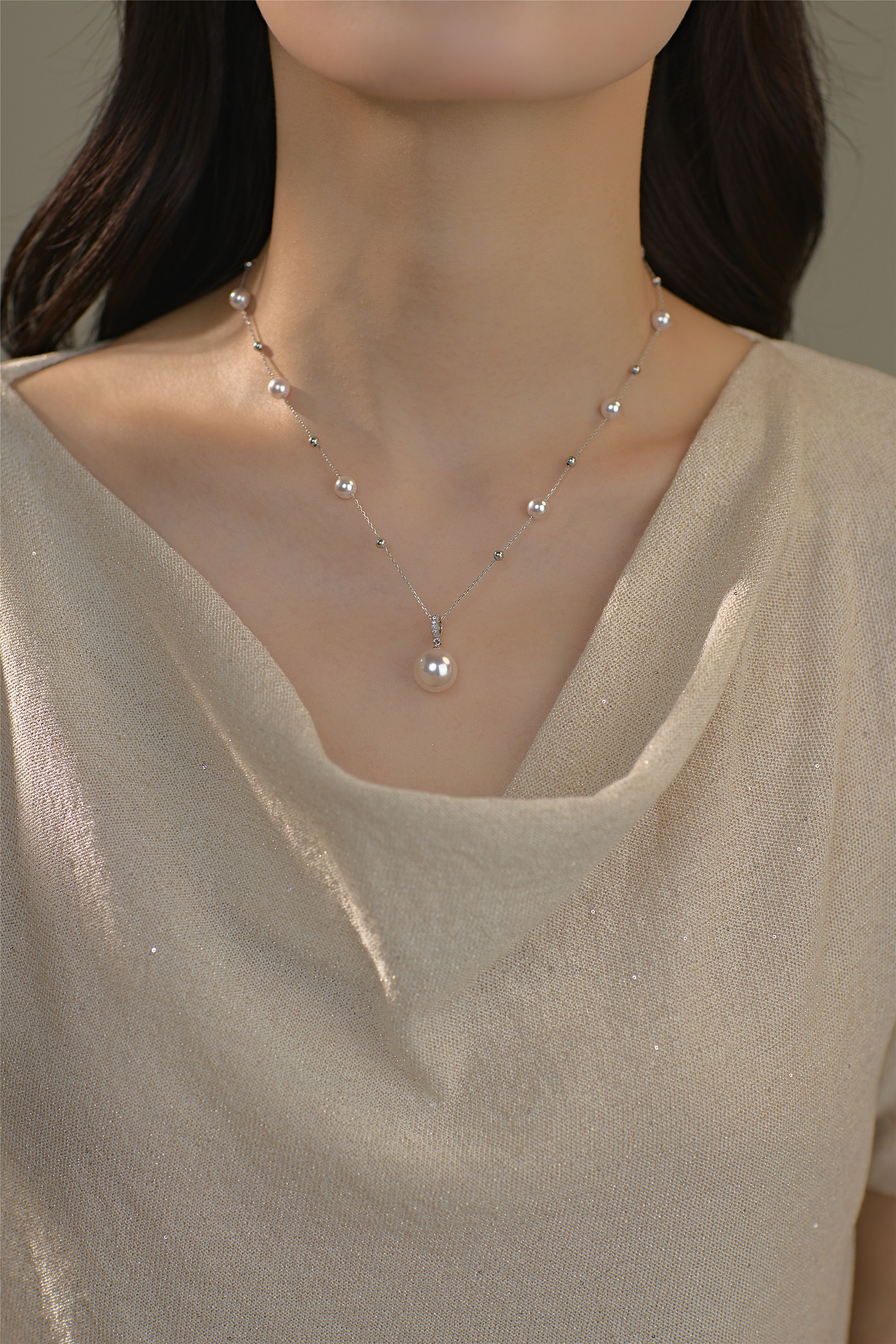 自带高级感的珍珠饰品丨项链丨耳环丨麦图摄影丨无头风