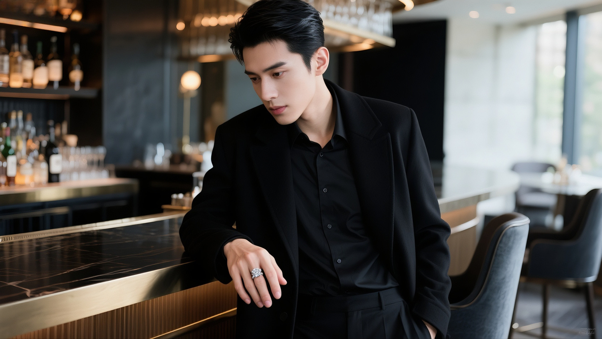 秋风吹得脸干到起皮，油光还顽固黏腻？2025这款男士洁面，润到尖叫净到透！