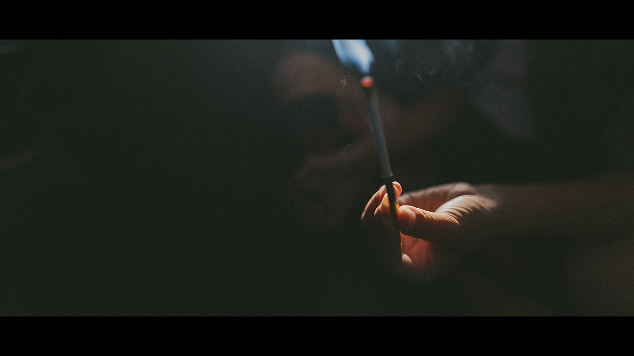 黑暗中的那缕光