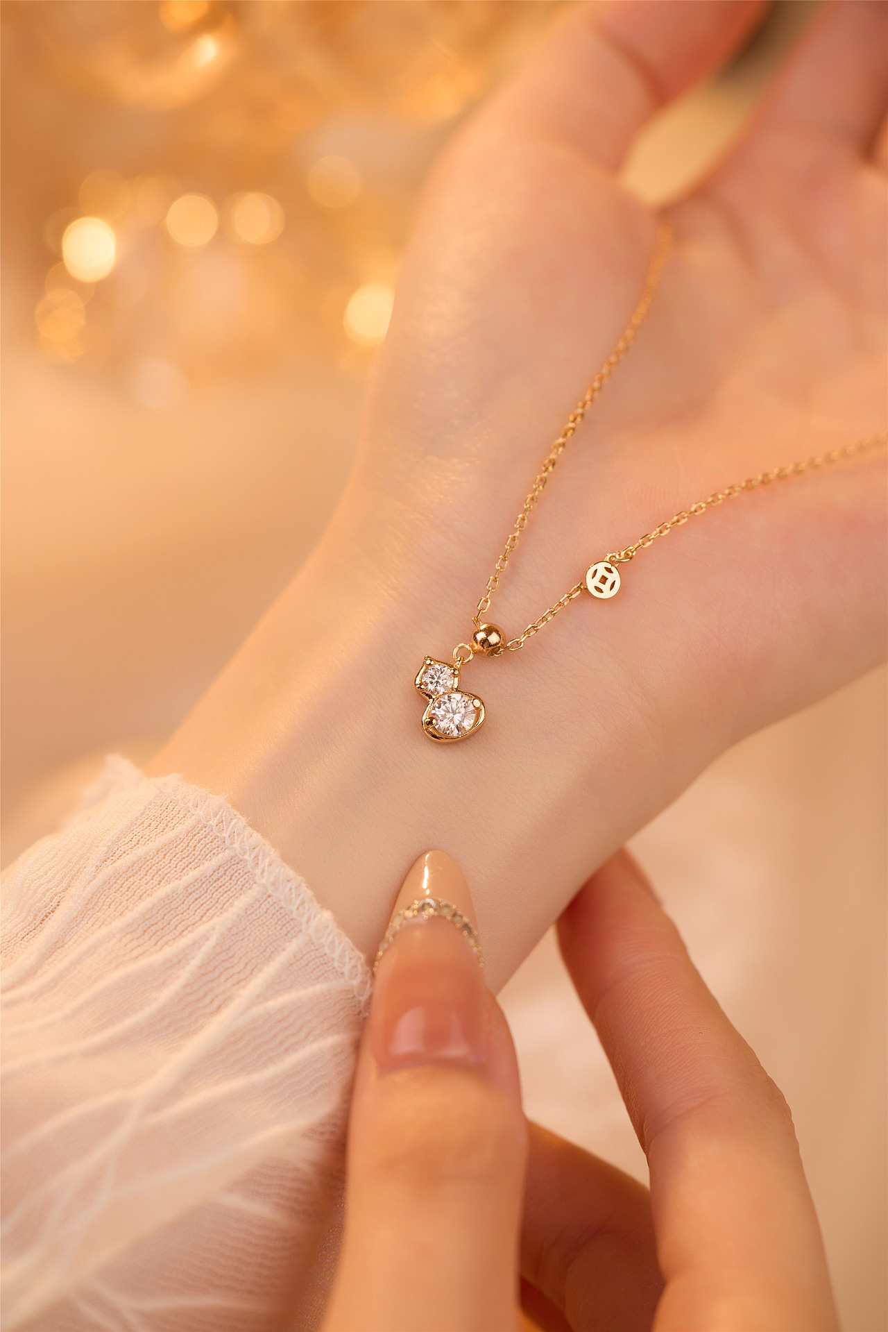 莫桑钻丨饰品丨戒指丨麦图摄影丨氛围感丨首饰