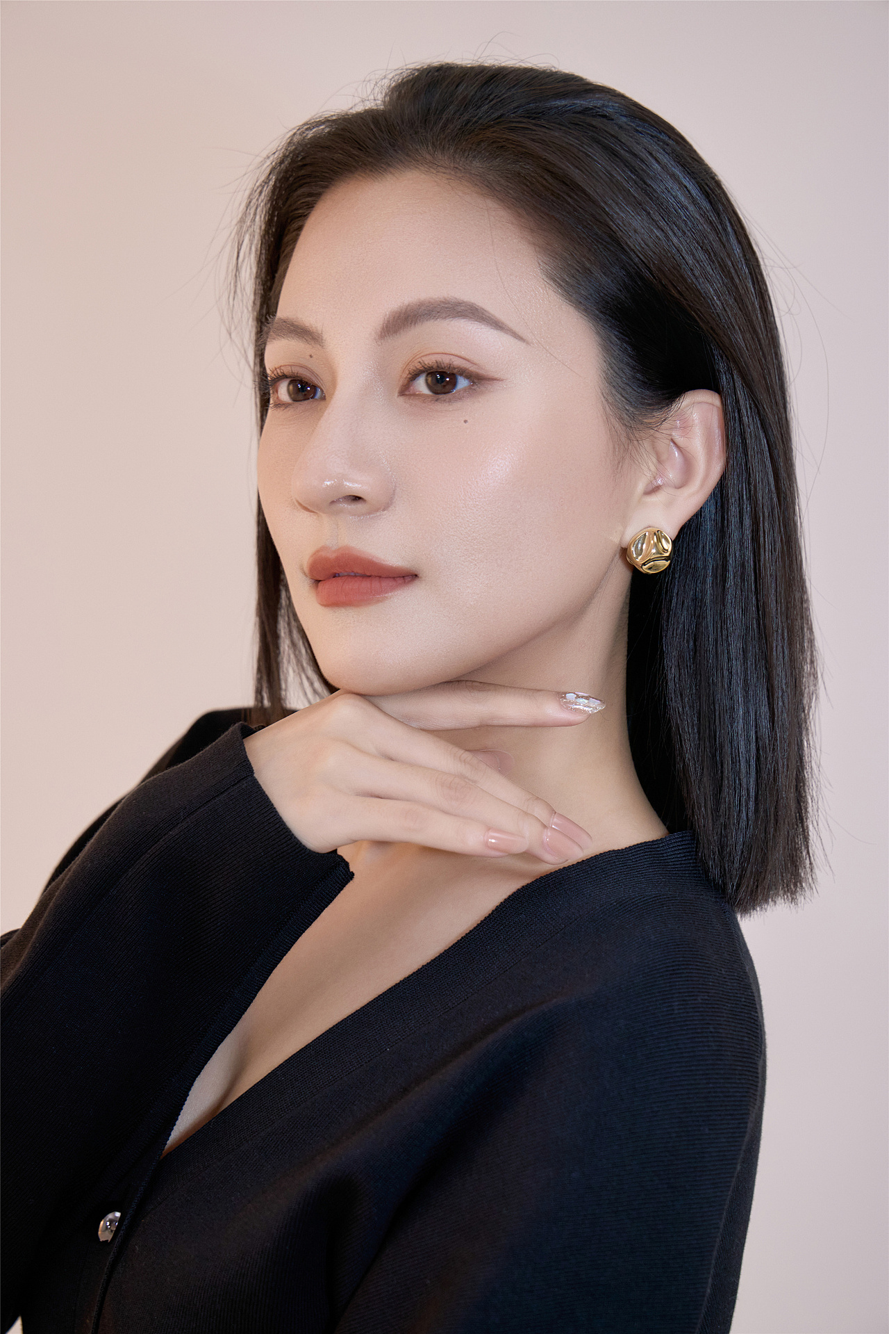 冷淡风耳饰丨麦图摄影丨模特图丨珠宝首饰丨寄拍丨摄影